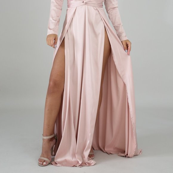 Blush Maxi Dress - Picture 2 of 3